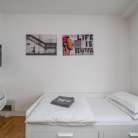 Private Studio - Wardour Street - Berwick Street ลอนดอน ภายนอก รูปภาพ