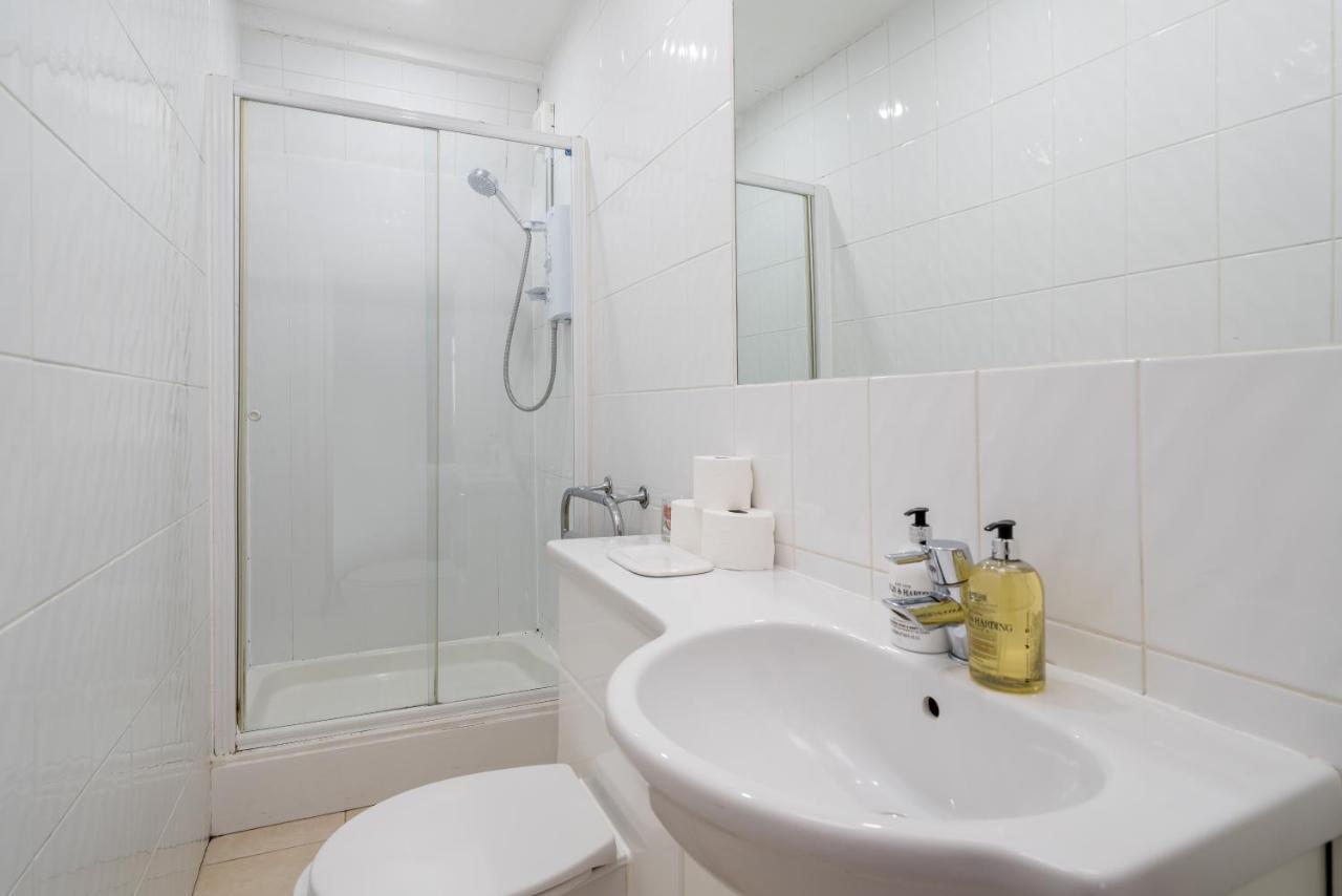 Private Studio - Wardour Street - Berwick Street ลอนดอน ภายนอก รูปภาพ